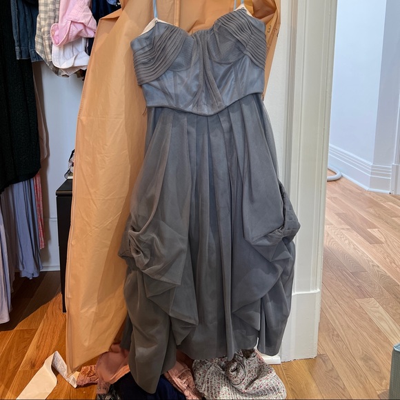 BCBG Runway collection size 4 - Picture 1 of 7